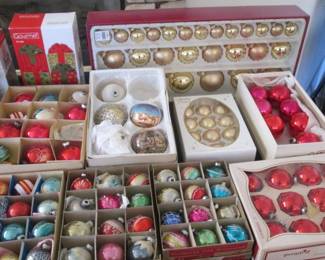 Oodles of Ornaments, Boxed & Some Vintage Varieties!