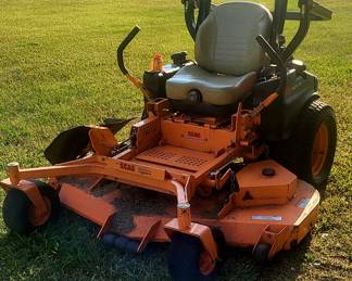 Commercial SKAG zero turn mower