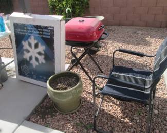 Grill & Camp-Style Chair