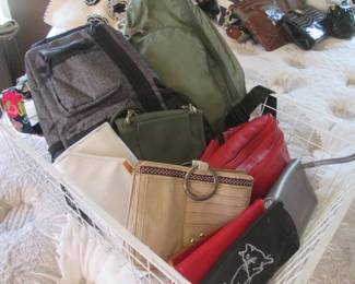 Purses & Totes