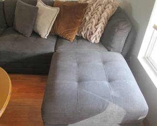Sectional Ottoman Detail & Throw Pillow Selections