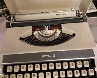 Mid Century Royal Typewriter