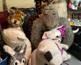 HUMUNGUS Carnival Stuffed Animals!!