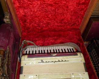 Bernelli Accordion