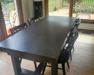 Potterbarn table and chairs 