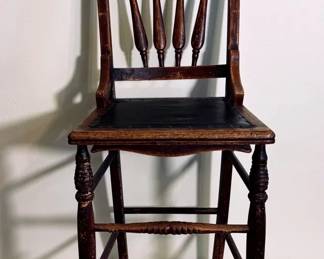Antique SpindleBack Pressed Chair