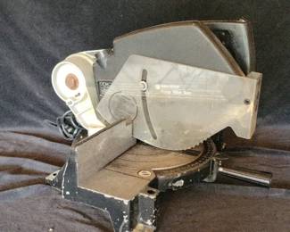 Black and Decker 10 Miter Saw