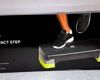 Compact Fitness Step by Champion 
