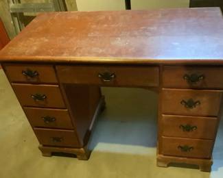 Vintage Kneehole Desk