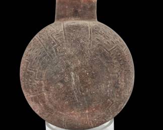 Large Pre-Columbian Chimu Pottery Vessel
