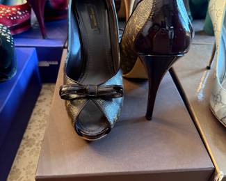 Authentic Louise Vuitton Pumps