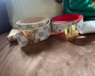Authentic Gucci, Louis Vuitton, Versace ,Salvatore Ferragamo.