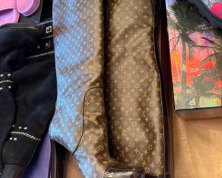 Louis Vuitton Idol boots