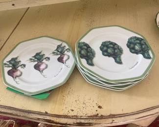 Williams Sonoma Vegetable Garden Set of 6 Salad Dessert Plates - $28.00