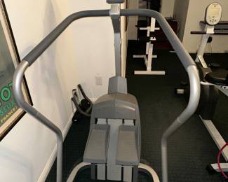 Life Fitness 95Si Stepper 32 x 49 in. - $125.00
