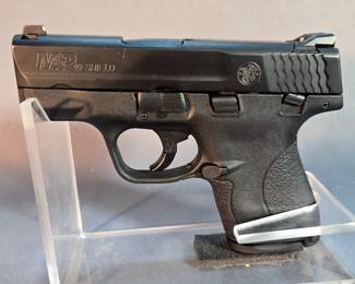 Smith & Wesson M&P 40 Shield .40 S&W Pistol SN# HUH4302, 2 Total Mags, Paperwork, In Box