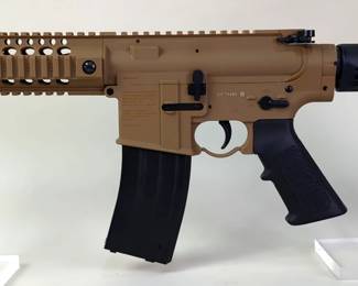 Taiwan/ Crosman Bushmaster MPW BMPWX .177 BB CO2 Powered BB Rifle SN# 20F79485, Red Dot Sight, Speed Loader, Paperwork, In Box