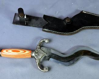 Kris Dagger With 7.5" Blade, In Leather Sheath