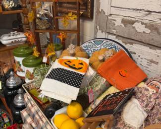 Fall and kitchen decor