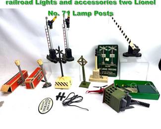Lot 2348 10pc lot Lionel Postwar model railroad Lights and accessories two Lionel No. 71 Lamp Posts