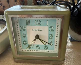 OOO! Vintage clock!