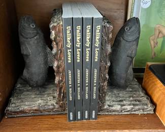 Fish bookends