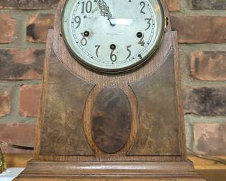 Antique mantle clock