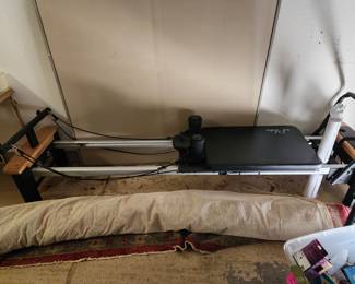Pilates Machine