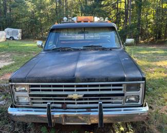1985 CHEVY TRUCK C30 8 CYL.  GASOLINE, BLACK
VIN:  1GCHC34WOFS168339    NO BRAKES, CLUTCH NEEDS WORK,  ETC.  Asking: $9,800. 
All specific information regarding any issues with this vehicle can not be verified or confirmed.  You buy this item “as is” and there or no refunds, 
