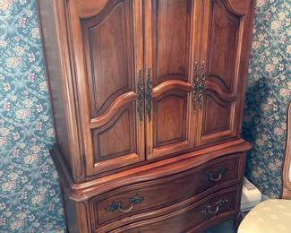 Dixie wardrobe cabinet
