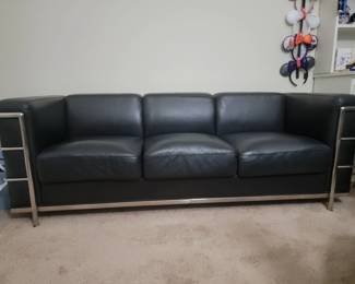 This 3 piece Art Deco leather set is located at my son's third floor condo in rockledge. Mint condition $2,000