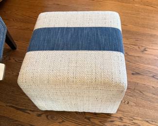 Pouf Ottoman