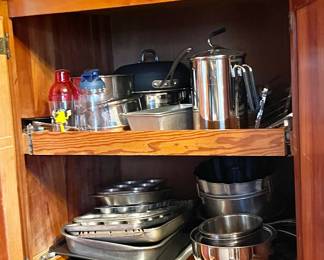 Lots of Kitchenware 