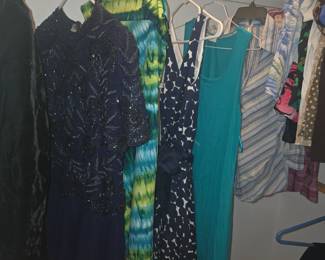 Ladies Clothes 