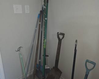 Hand Tools 