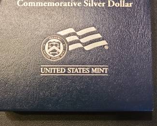 Commemorative coin