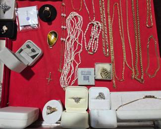 Assorted Gold jewelry 