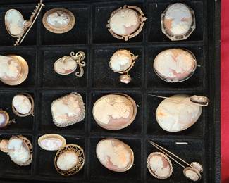 GOLD Cameos