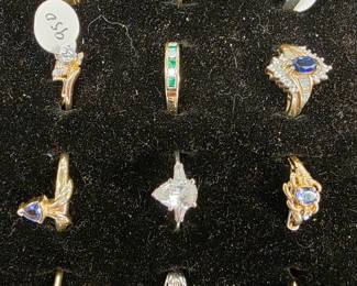 Assorted Gold rings