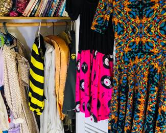 Vintage clothing & costumes