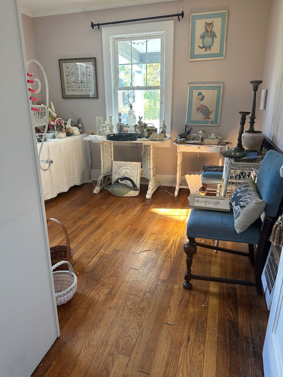 After entering the house and walking through the living room, to the right are two rooms. On the right is this room.