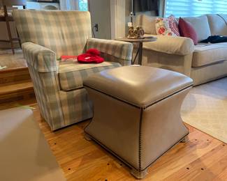 Ethan Allen Leather Ottoman (B)