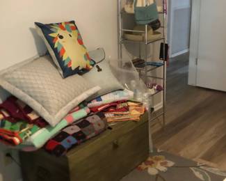 Steamer Style Trunk and Vintage Quilts! 