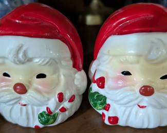 Salt & pepper shakers