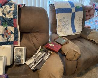 Quilts. 2 electric recliners