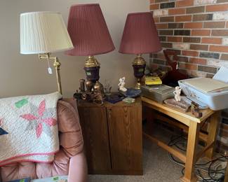 Lamps. Storage media cabinet
working printer
oak side table
