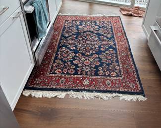 Rug
Unknown origin
44x37