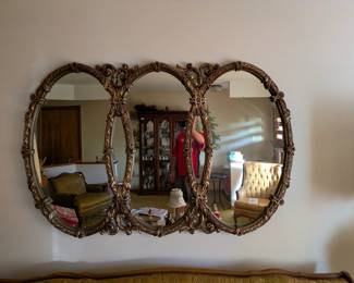 Vintage Mid Century Hollywood Rococo Triple Ring Gilded
Wood Mirror
