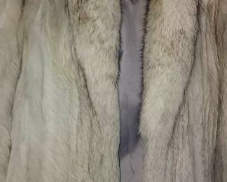 Fox fur coat / beautiful