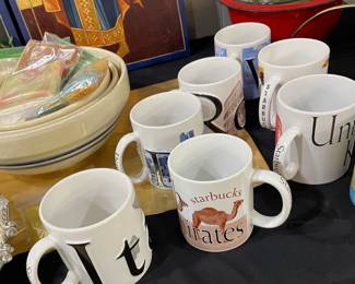 Starbuck Collectible Coffee Mugs, Croc Nesting Set of Bowls